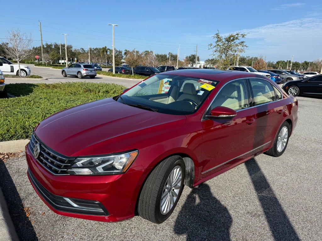 Used 2016 Volkswagen Passat 1.8T SE FWD image 2