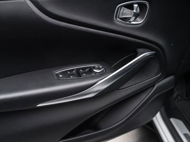 Used 2021 Aston Martin DBX AWD/4WD image 28