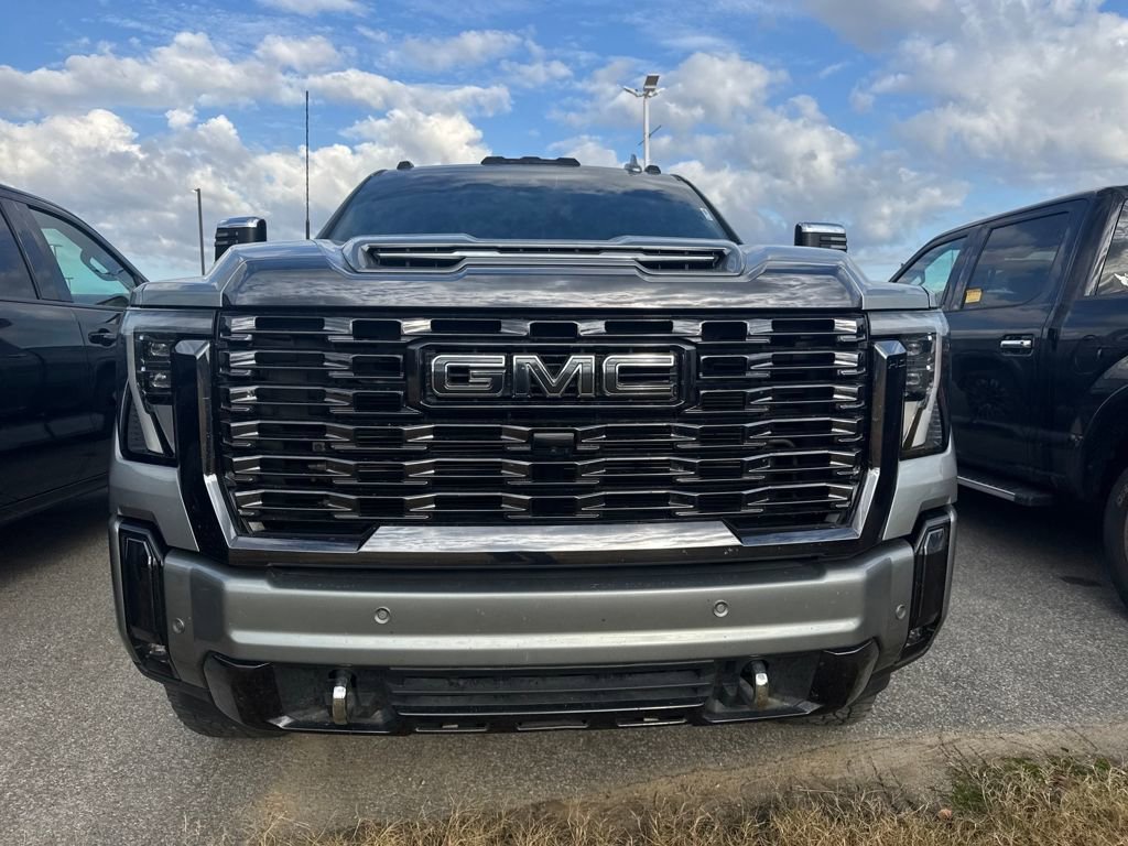 Used 2024 GMC Sierra 2500 Denali Ultimate w/ Max Trailering Package image 2