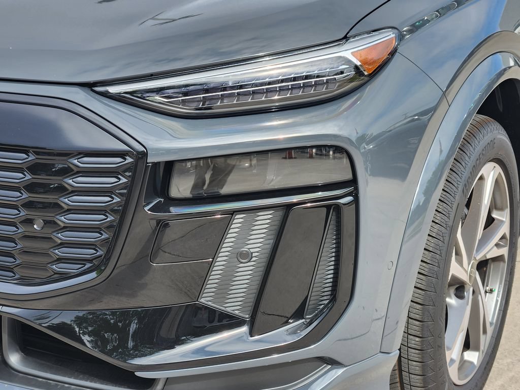 New 2027 Audi Q6 e-tron Premium Plus AWD/4WD image 12