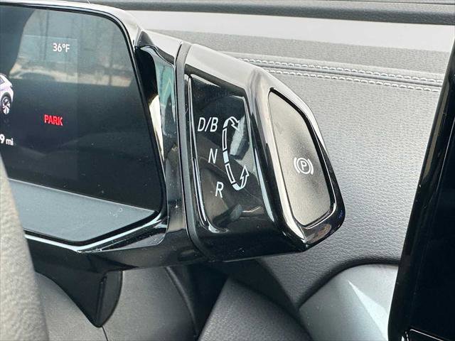 Used 2023 Volkswagen ID.4 Pro S Plus image 35