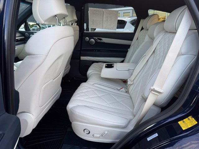 Certified 2025 Genesis GV80 3.5T Prestige AWD/4WD image 39
