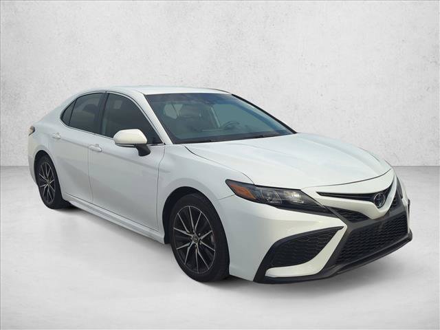 Certified 2023 Toyota Camry SE FWD image 3