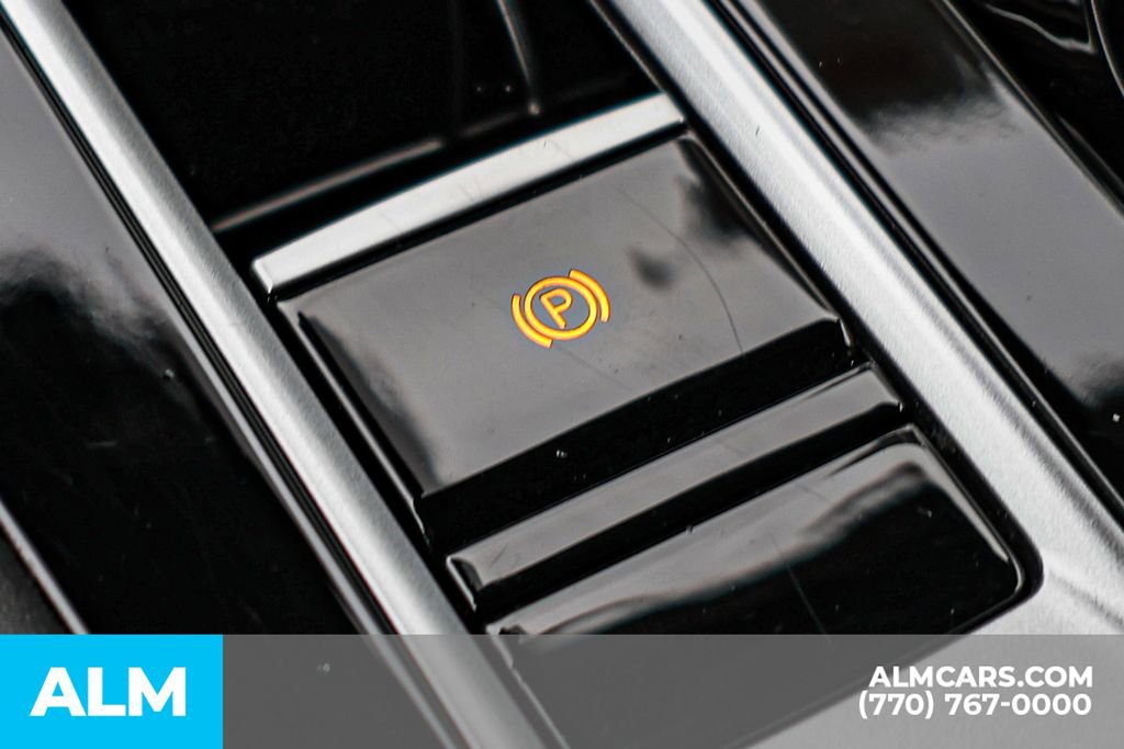 Used 2025 Volkswagen Atlas SE image 48