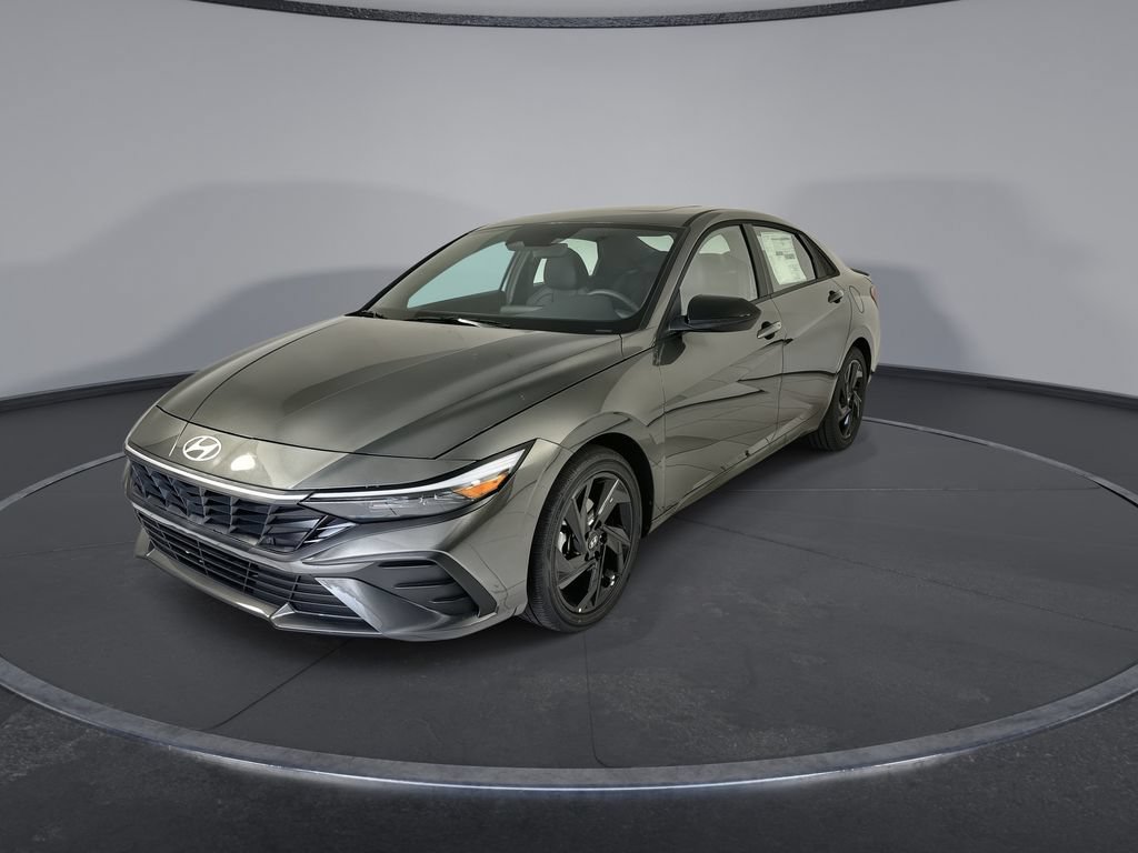 New 2026 Hyundai Elantra SEL Sport FWD image 4