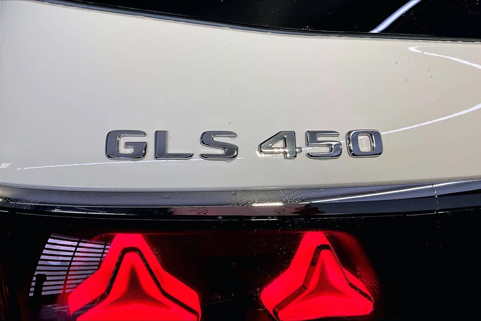 New 2027 Mercedes-Benz GLS 450 4MATIC image 6