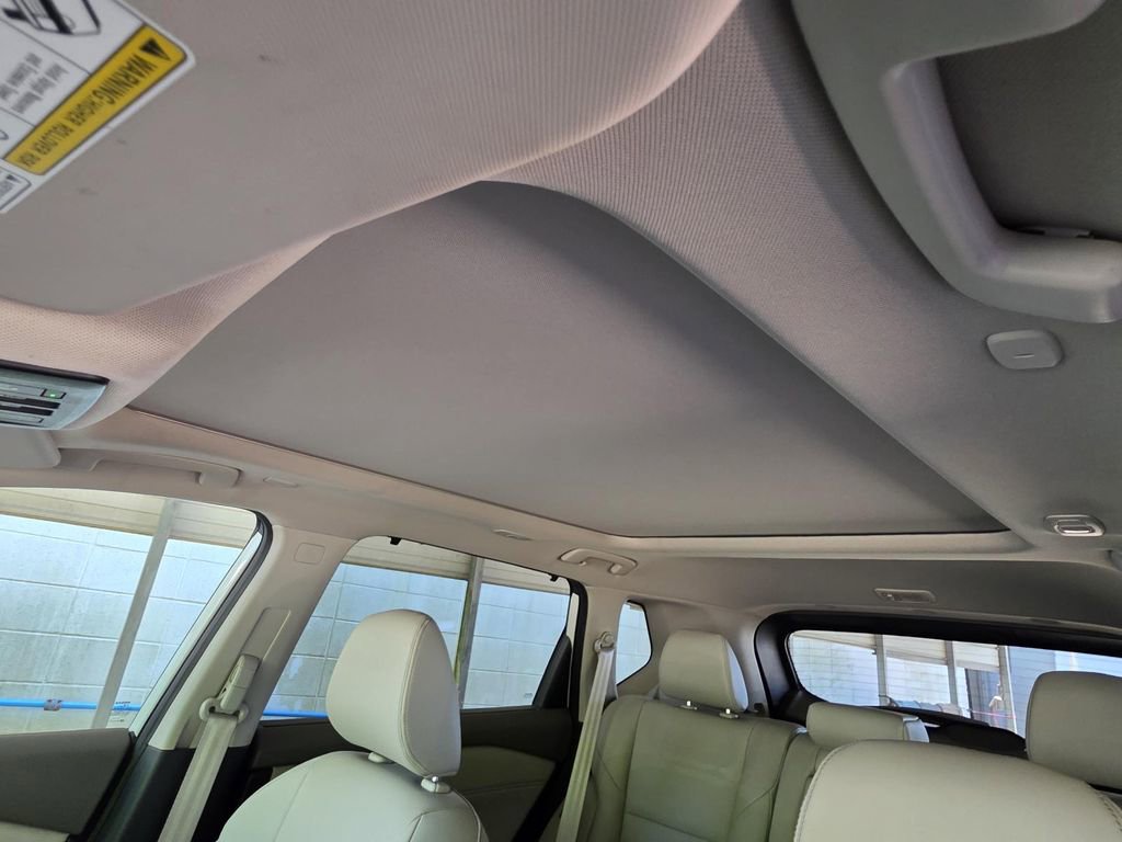Used 2023 Nissan Rogue SL w/ SL Premium Package FWD image 8