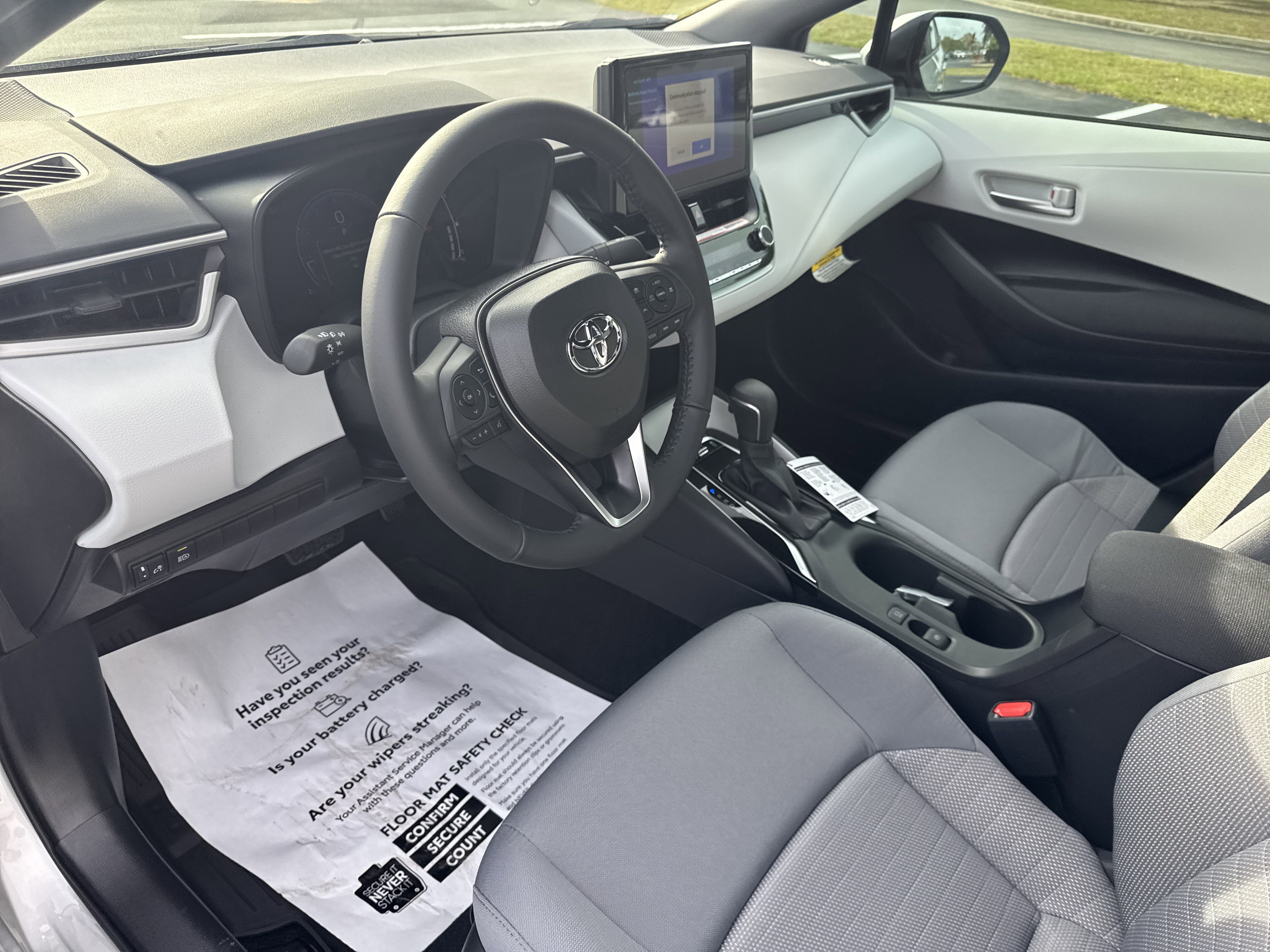 New 2026 Toyota Corolla SE FWD image 15
