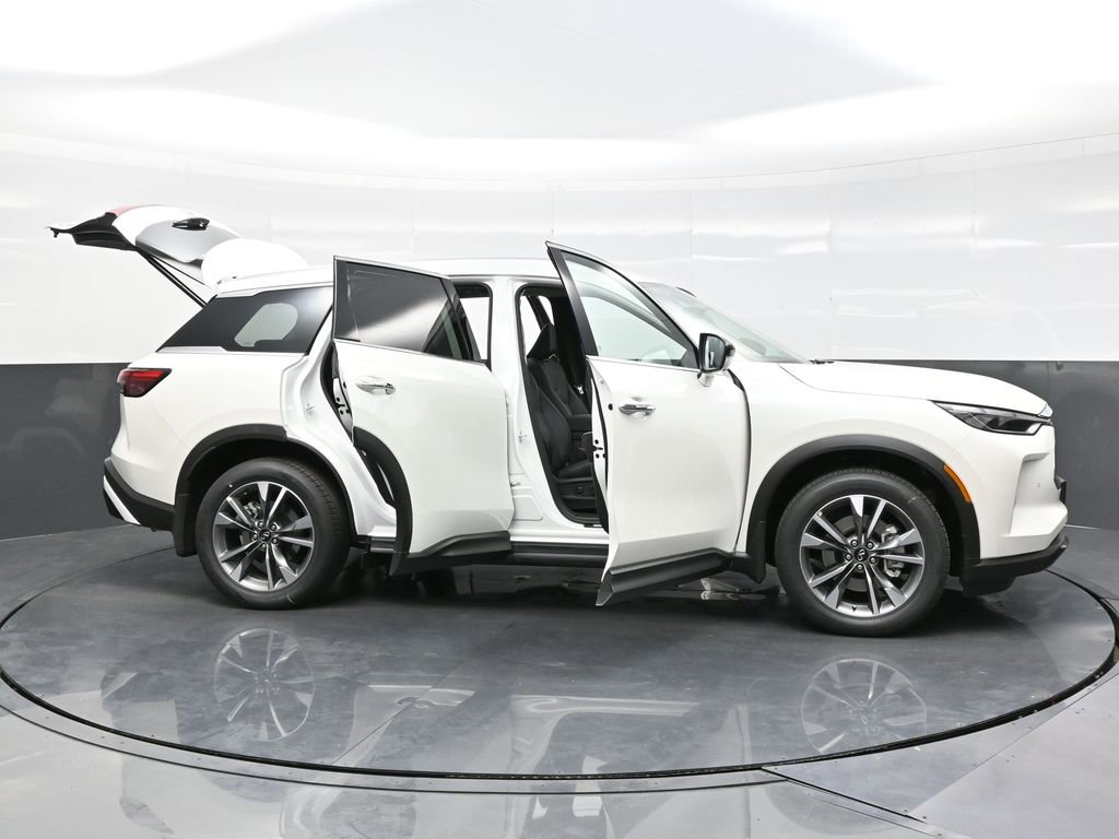 Certified 2025 INFINITI QX60 Luxe w/ Vision Package image 49