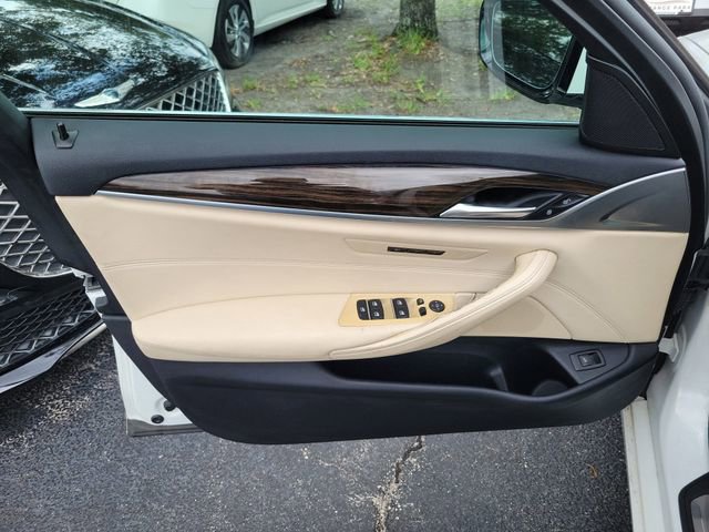 Used 2018 BMW 530i RWD image 8