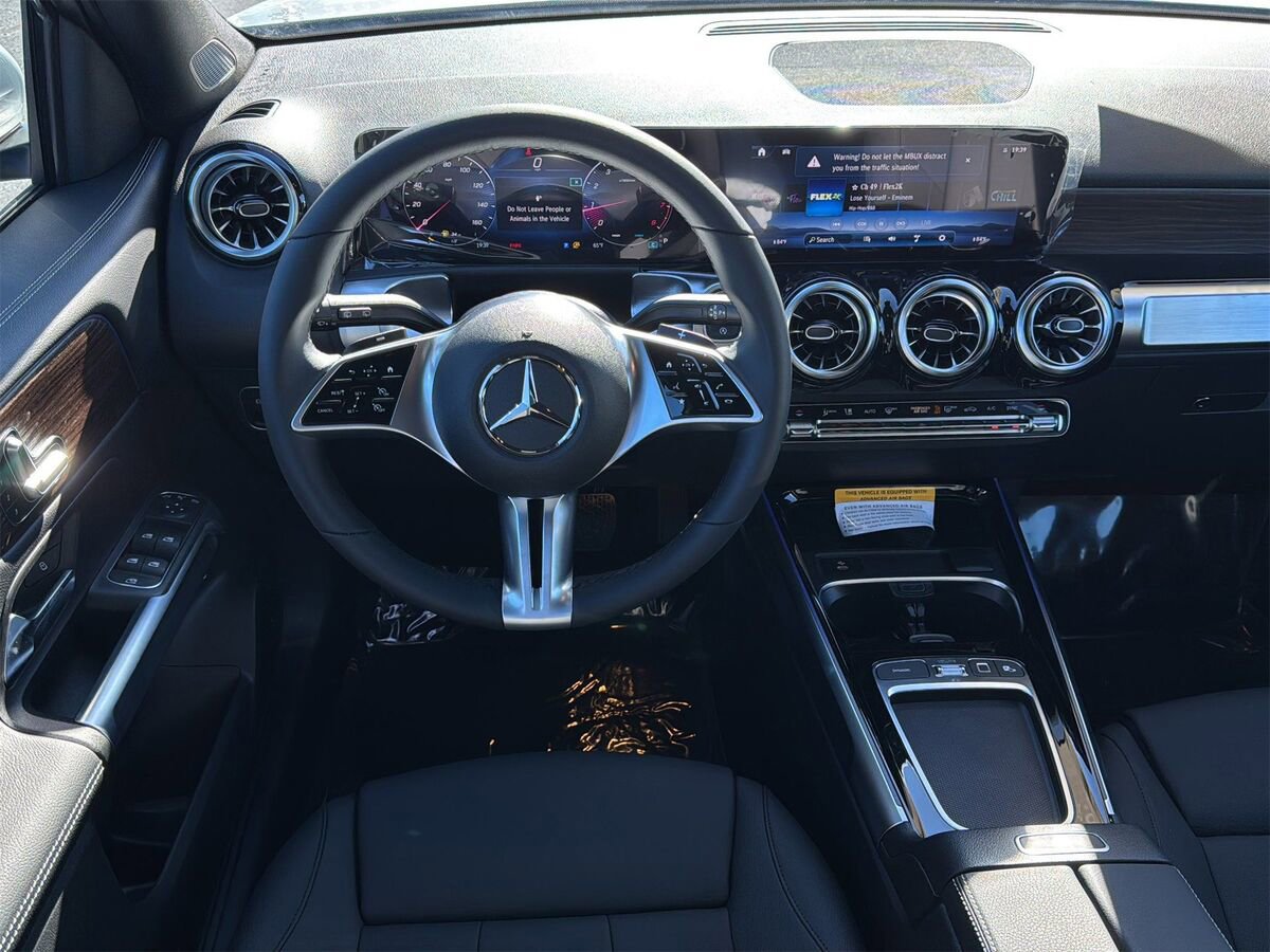 New 2026 Mercedes-Benz GLB 250 image 11