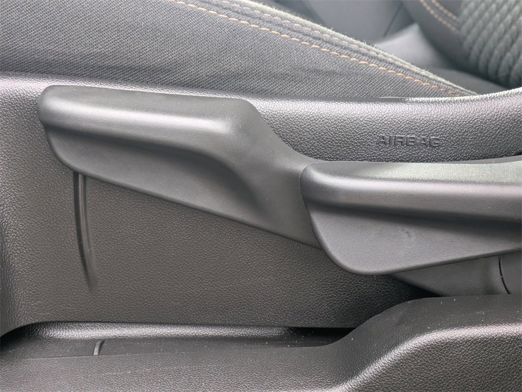 Used 2021 GMC Terrain SLE image 16