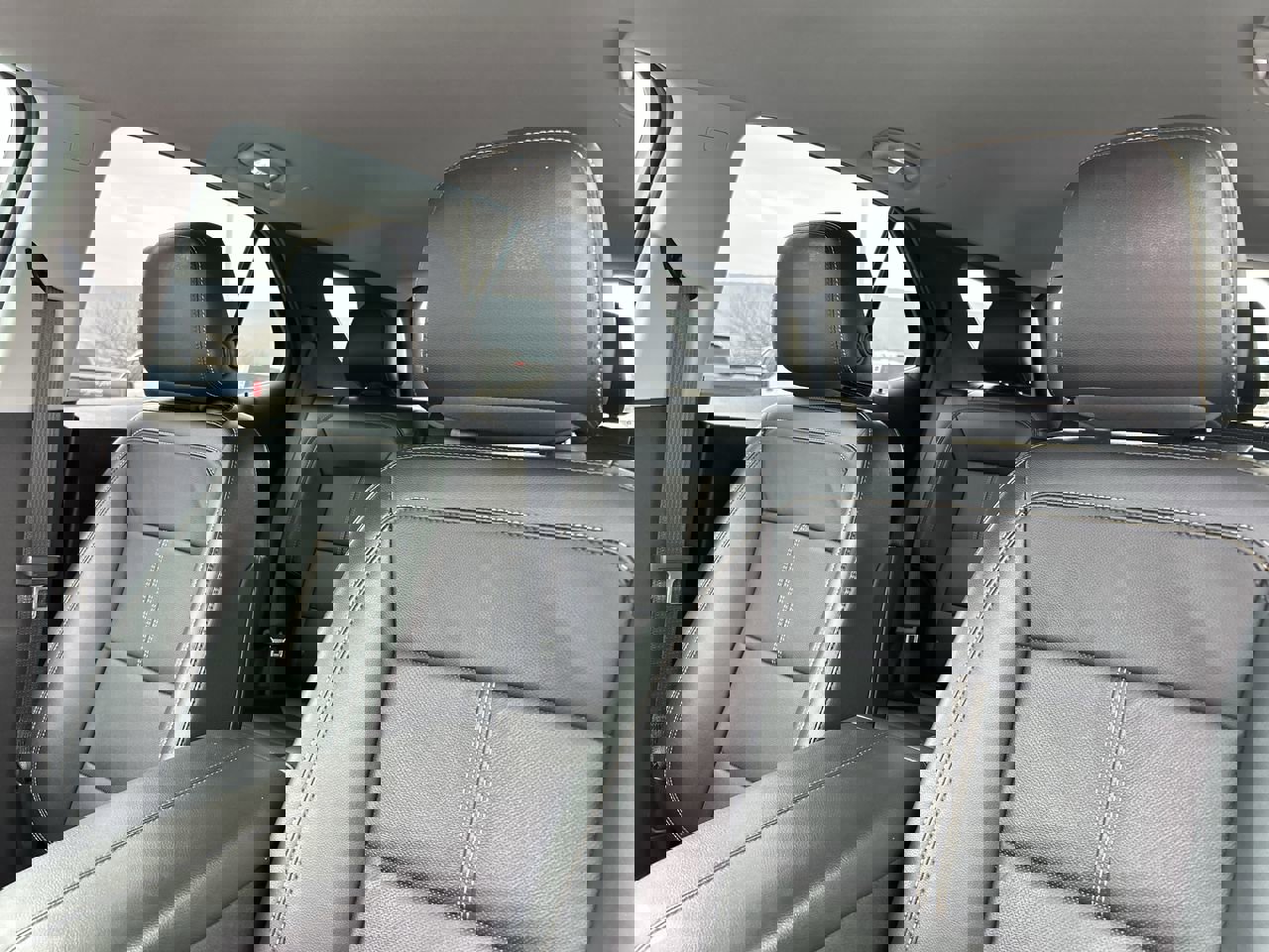 Used 2023 Chevrolet Equinox Premier image 23