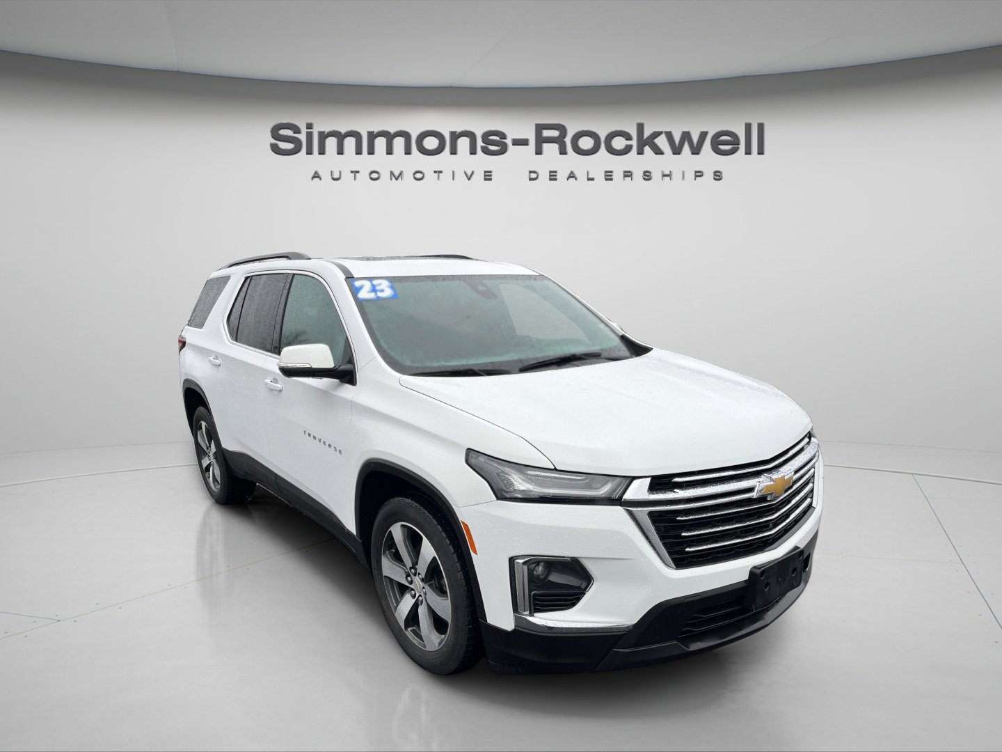 Used 2023 Chevrolet Traverse LT w/ LT Premium Package image 3