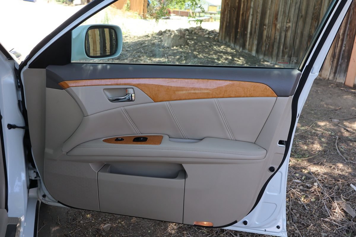 Used 2007 Toyota Avalon XL FWD image 26