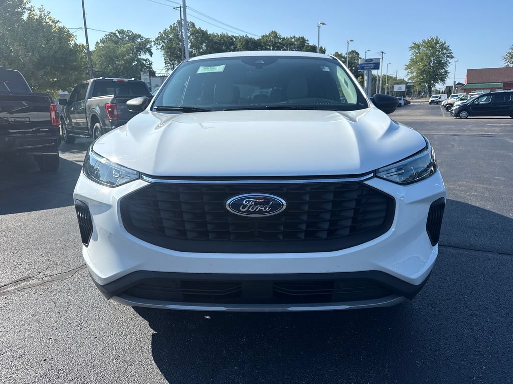 Used 2025 Ford Escape Active w/ Tech Pack #1 FWD image 3