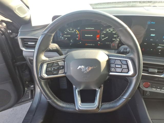 Certified 2025 Ford Mustang Premium image 14