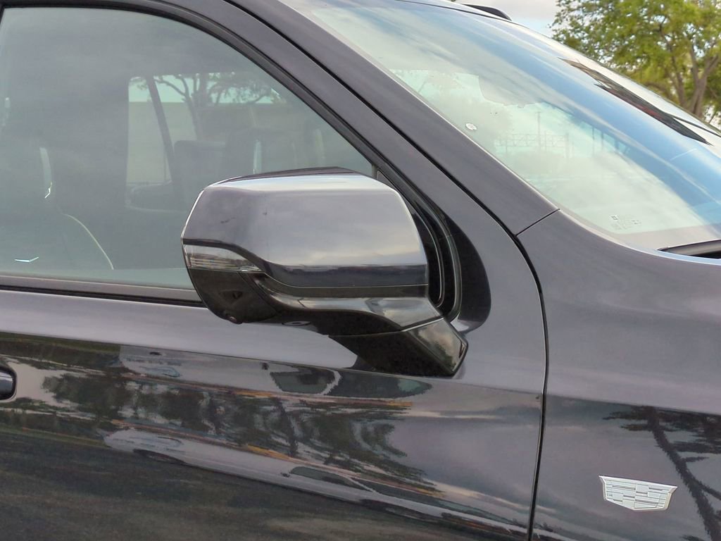 Used 2026 Cadillac Escalade Platinum Sport w/ LPO, ONYX Package image 11