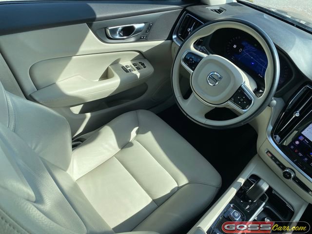 Used 2024 Volvo S60 B5 Plus image 22