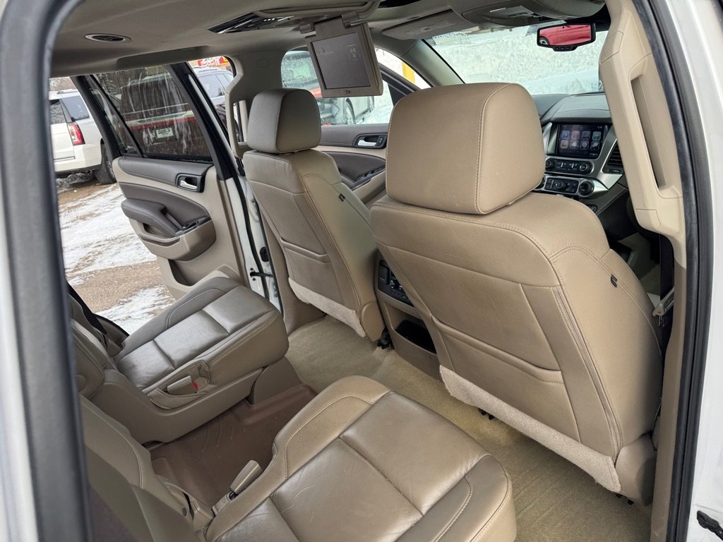 Used 2017 Chevrolet Tahoe LT w/ LT Signature Package image 27