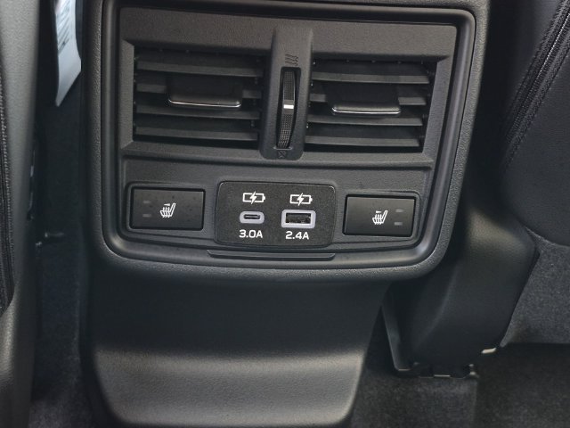 New 2026 Subaru Outback Limited AWD/4WD image 13