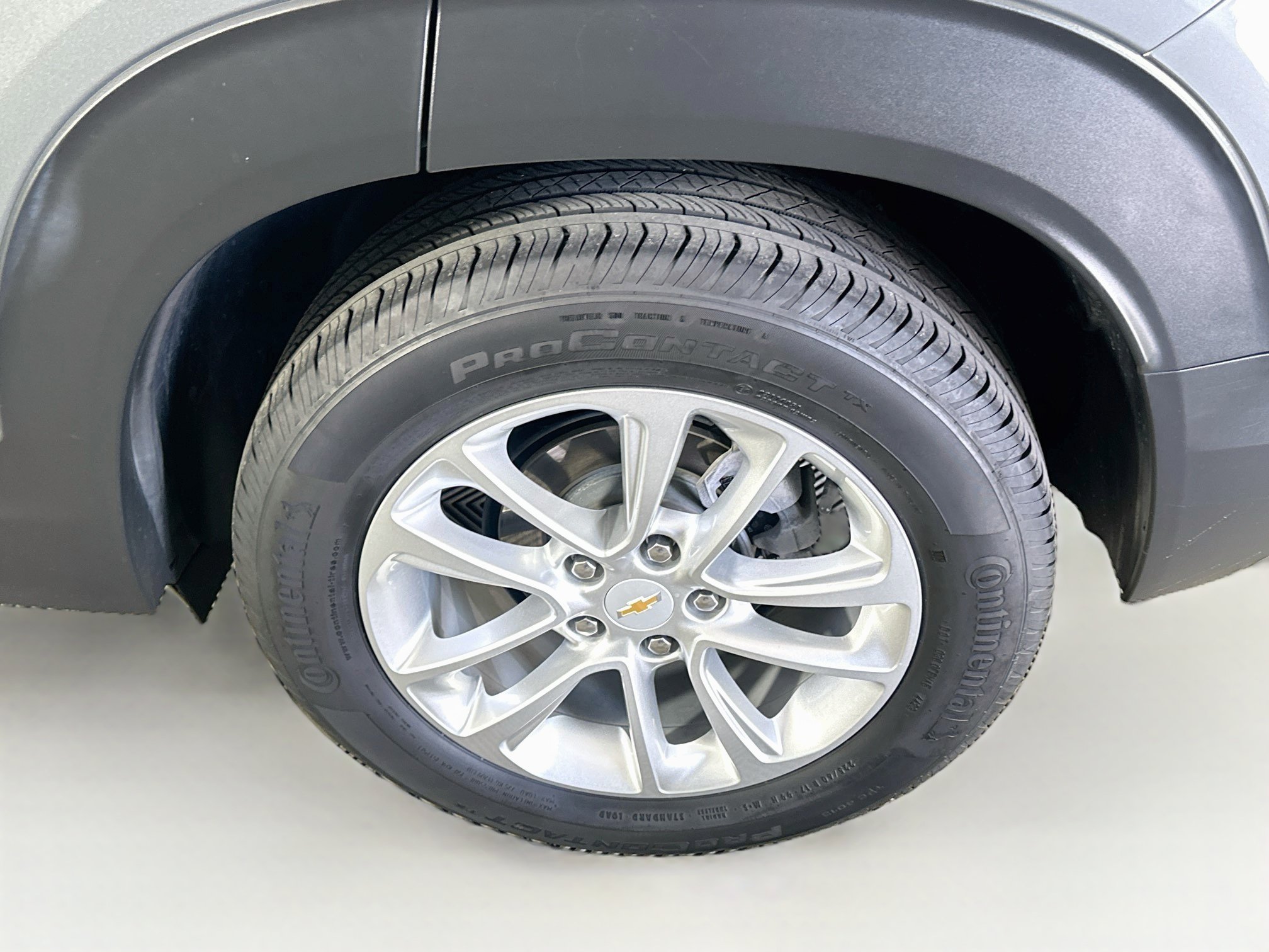 Used 2024 Chevrolet TrailBlazer LS w/ LS Convenience Package FWD image 11