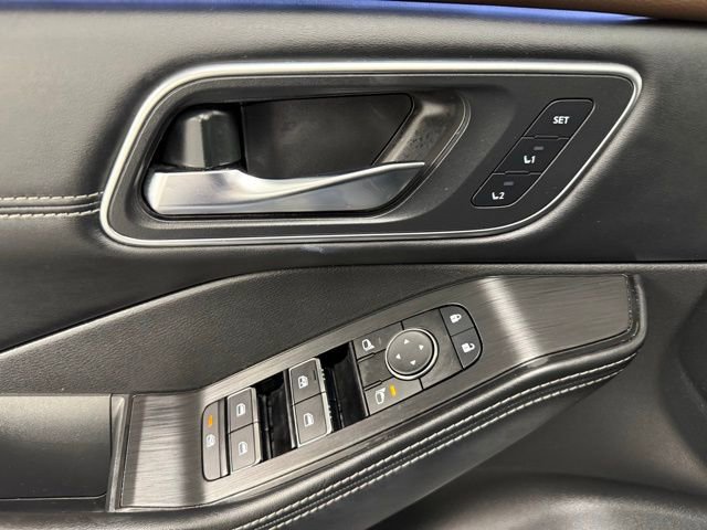 Used 2023 Nissan Rogue Platinum w/ Platinum Premium Package image 30