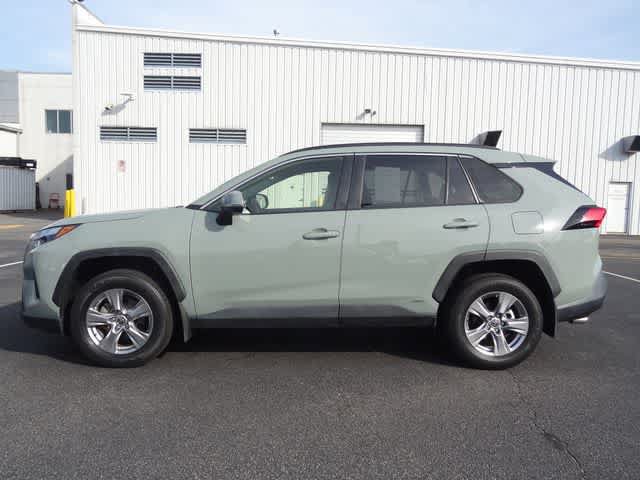 Used 2022 Toyota RAV4 XLE w/ Convenience Package AWD/4WD image 7