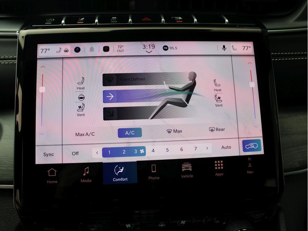 New 2025 Jeep Grand Cherokee Limited w/ Luxury Tech Group II image 17