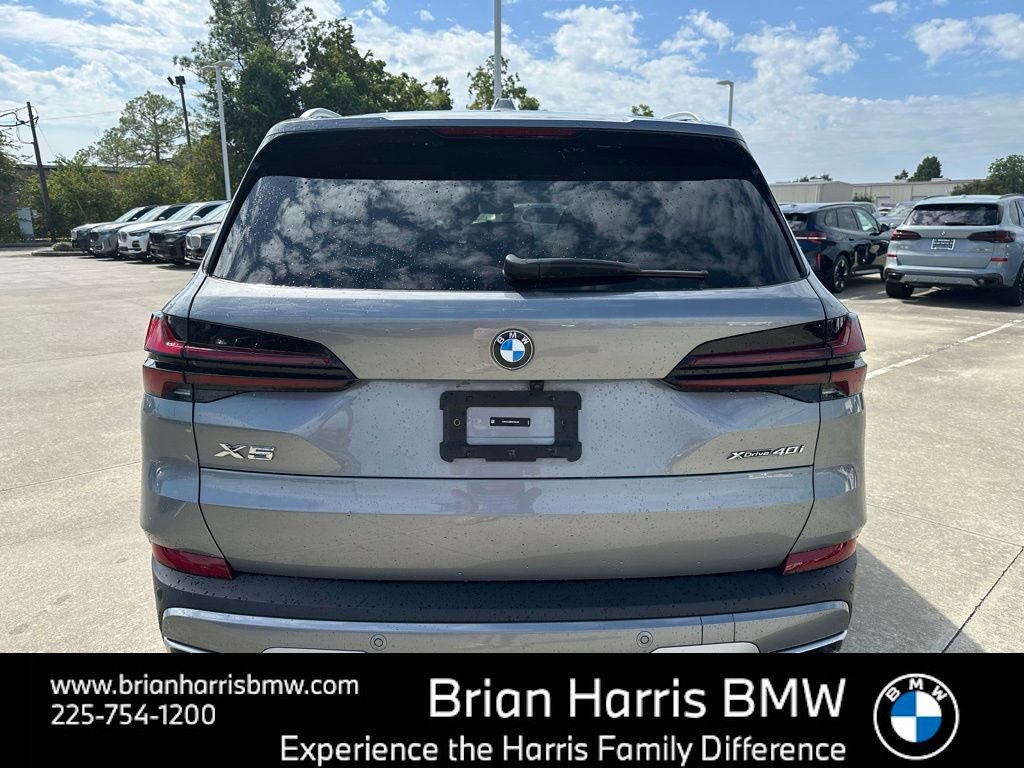Used 2024 BMW X5 xDrive40i w/ Premium Package image 4