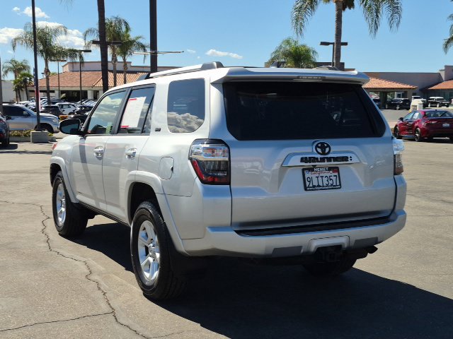 Used 2024 Toyota 4Runner SR5 Premium w/ Moonroof Package RWD image 8