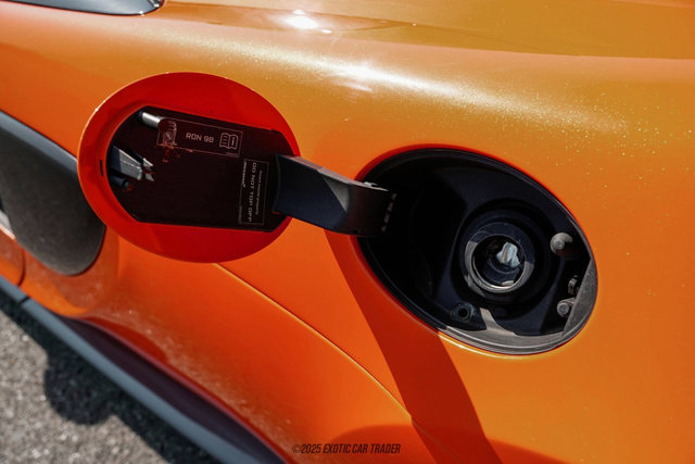 Used 2019 McLaren 570S Spider image 58