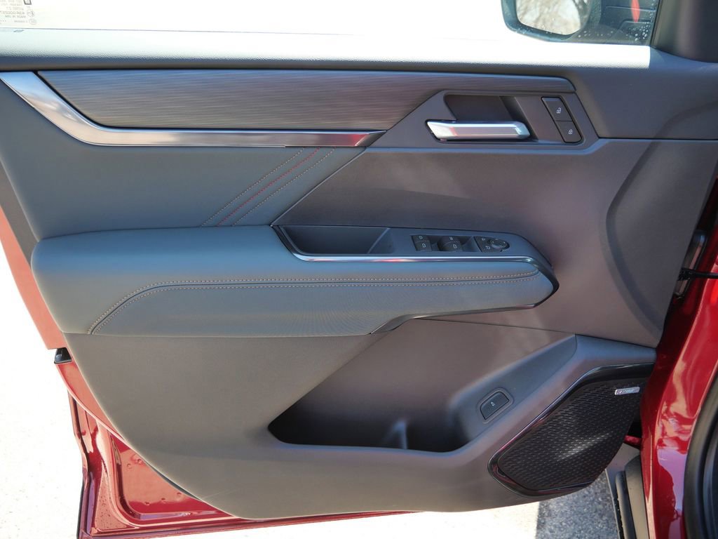 New 2026 GMC Acadia AT4 w/ Luxury Package image 36