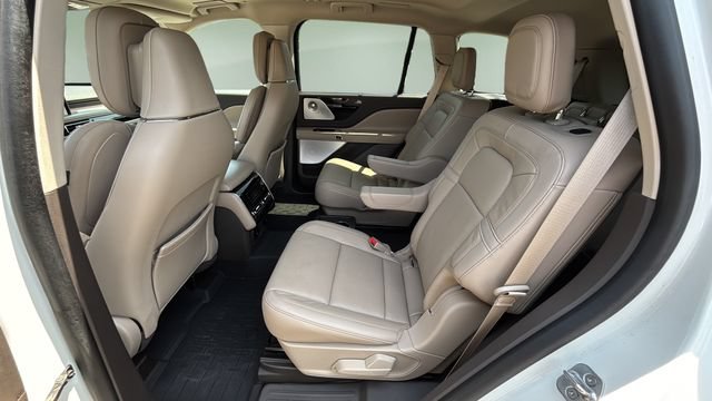Used 2023 Lincoln Aviator Reserve w/ Equipment Group 201A AWD/4WD image 20