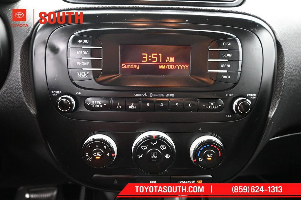 Used 2014 Kia Soul FWD image 13