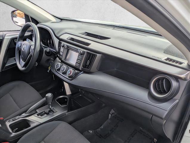 Used 2016 Toyota RAV4 LE image 18