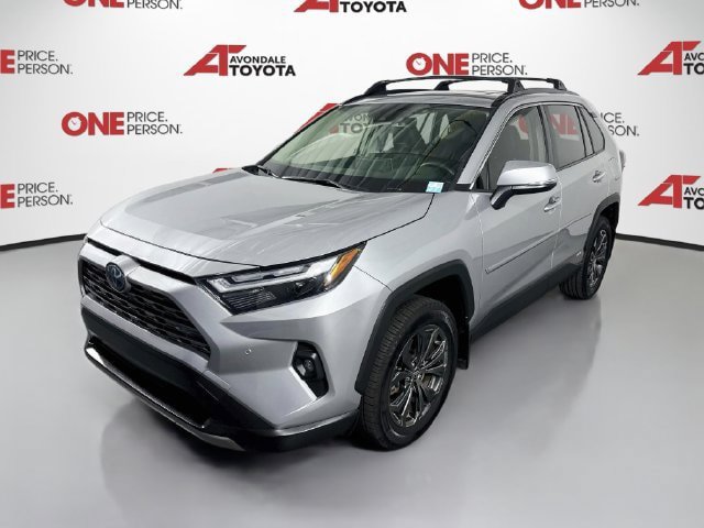 Certified 2022 Toyota RAV4 Limited w/ Limited Grade Weather Package AWD/4WD image 4