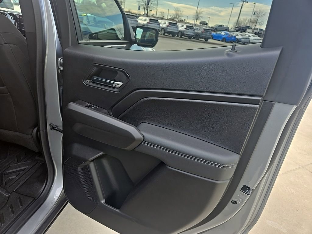 Used 2024 Chevrolet Colorado LT w/ LT Convenience Package image 34