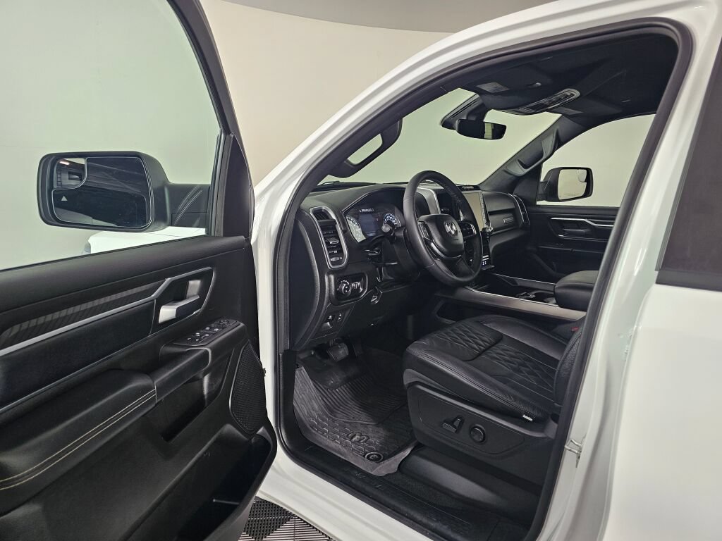 Used 2025 RAM 1500 Big Horn AWD/4WD image 17