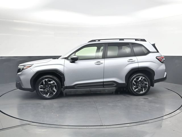 Used 2025 Subaru Forester Limited AWD/4WD image 8
