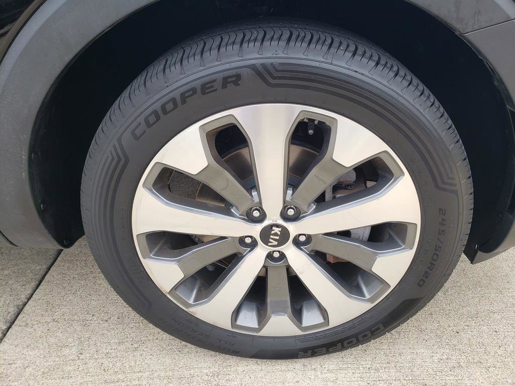 Used 2021 Kia Telluride S image 47