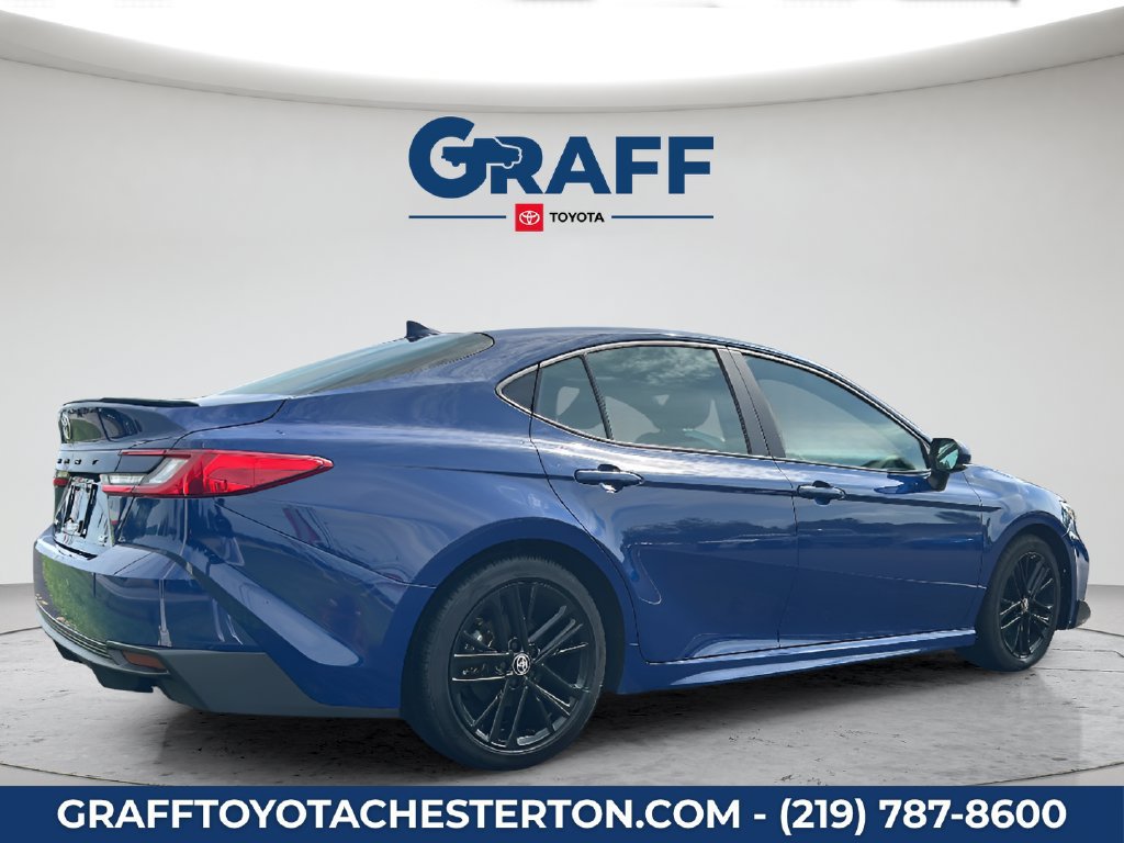 Used 2025 Toyota Camry SE FWD image 8