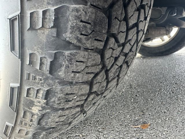 Used 2019 GMC Sierra 1500 SLT RWD image 11