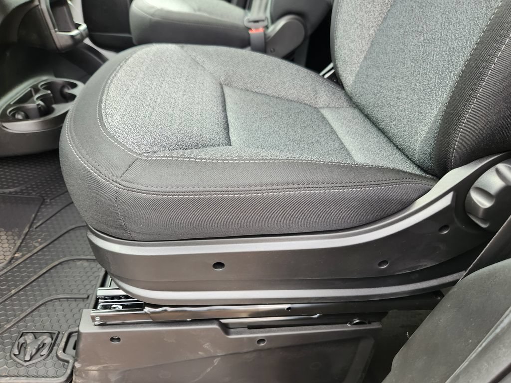 New 2026 RAM ProMaster 3500 w/ Convenience Group FWD image 14