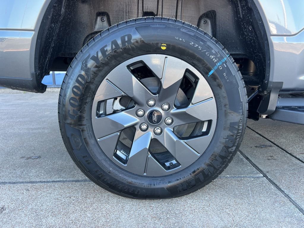 New 2025 Ford F150 Lightning Flash image 8
