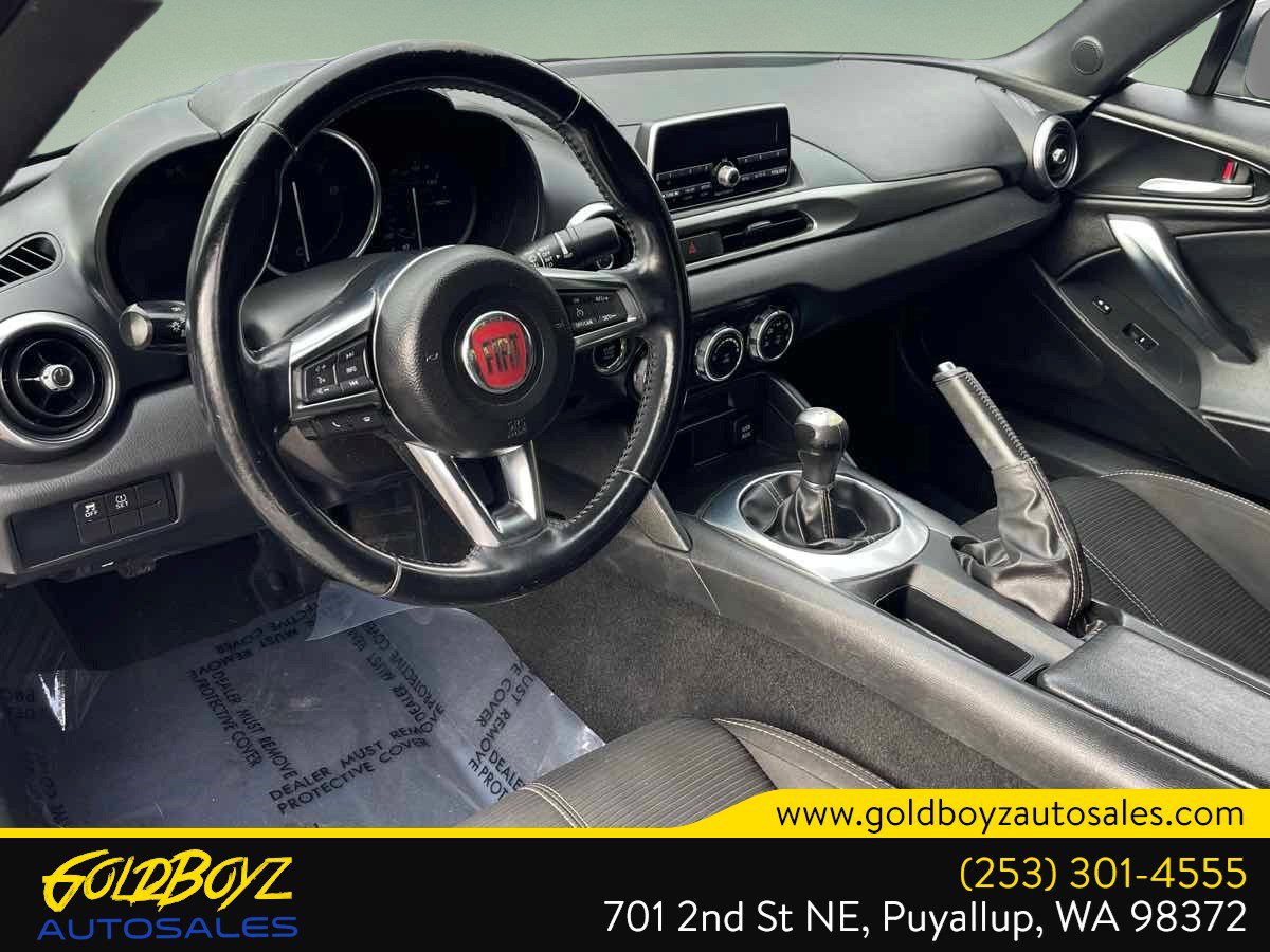 Used 2017 FIAT 124 Spider Classica RWD image 14