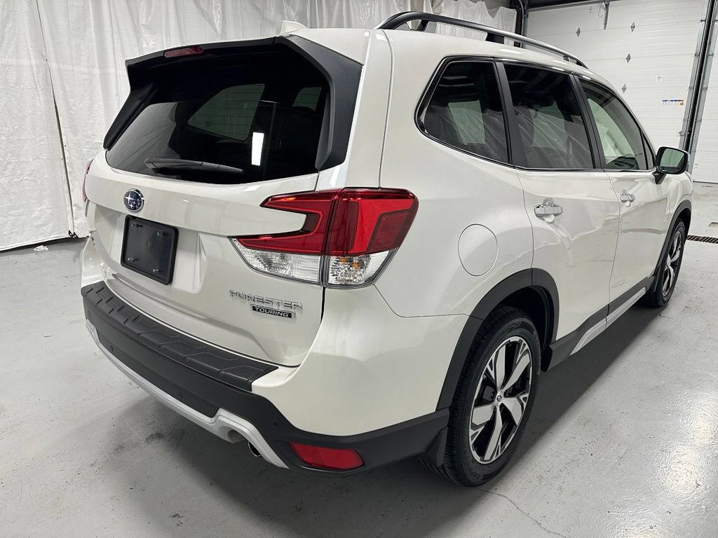 Used 2019 Subaru Forester Touring AWD/4WD image 7