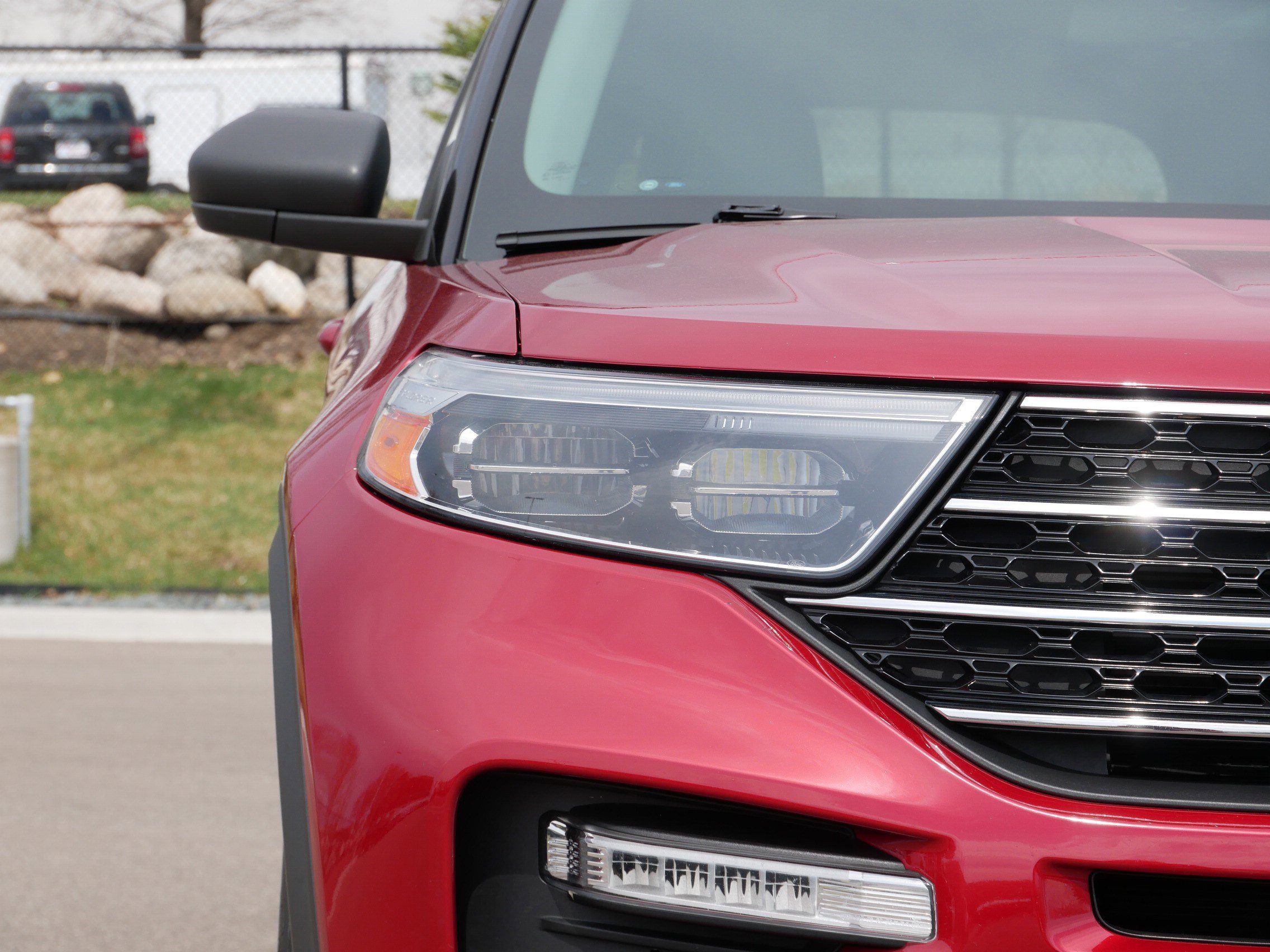 Used 2020 Ford Explorer XLT w/ Equipment Group 202A AWD/4WD image 16