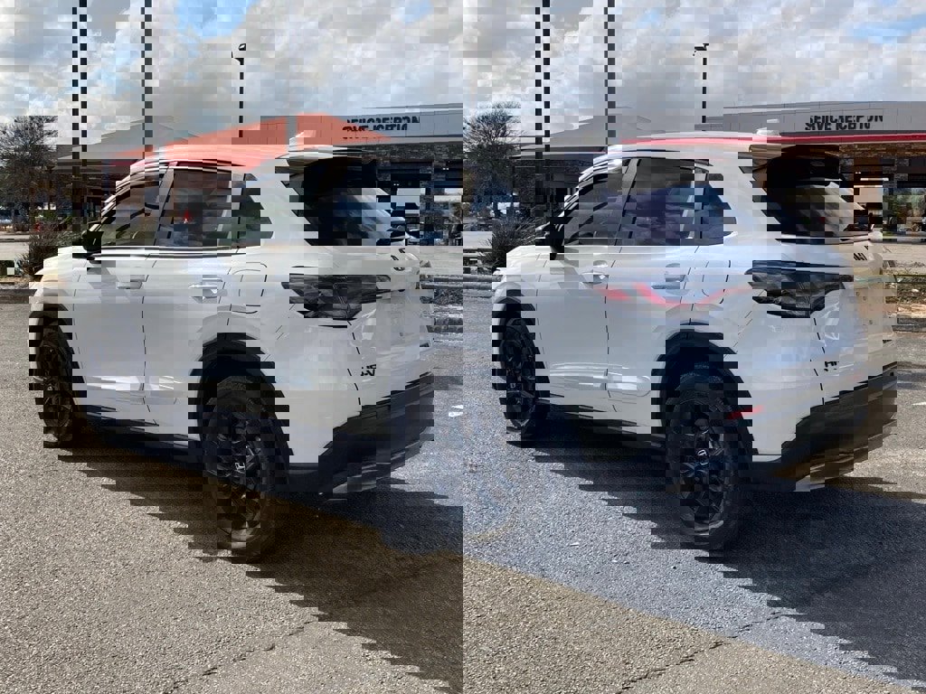 Used 2025 Honda HR-V Sport image 7