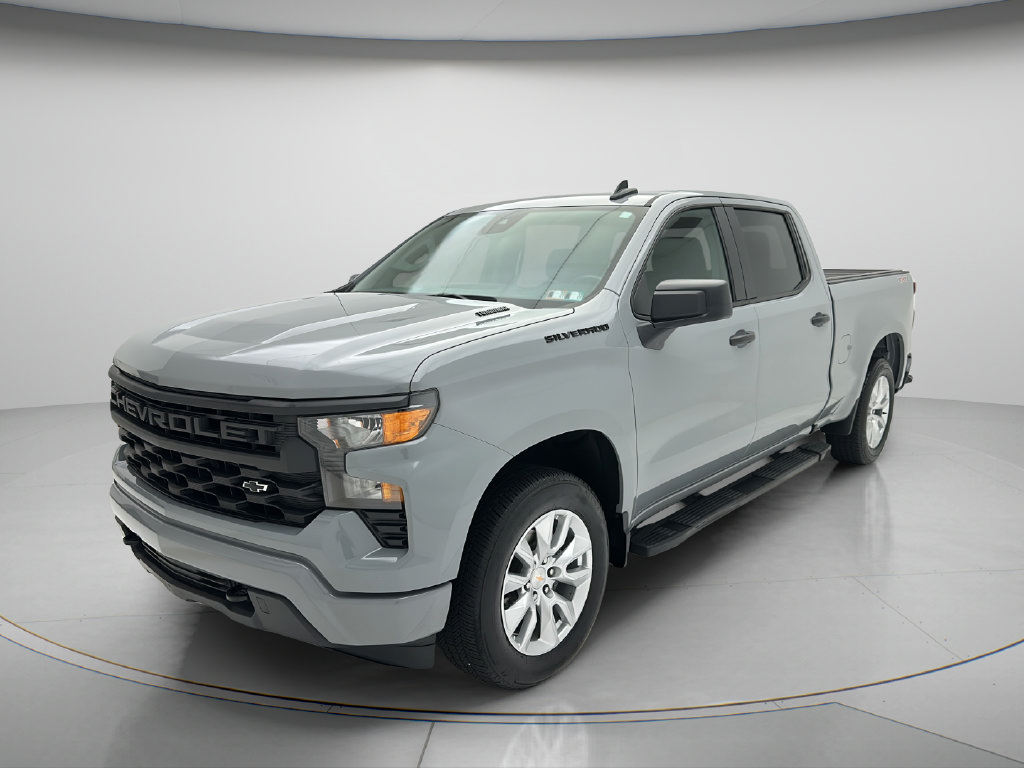 Used 2025 Chevrolet Silverado 1500 Custom w/ LPO, Dark Essentials Package AWD/4WD image 3